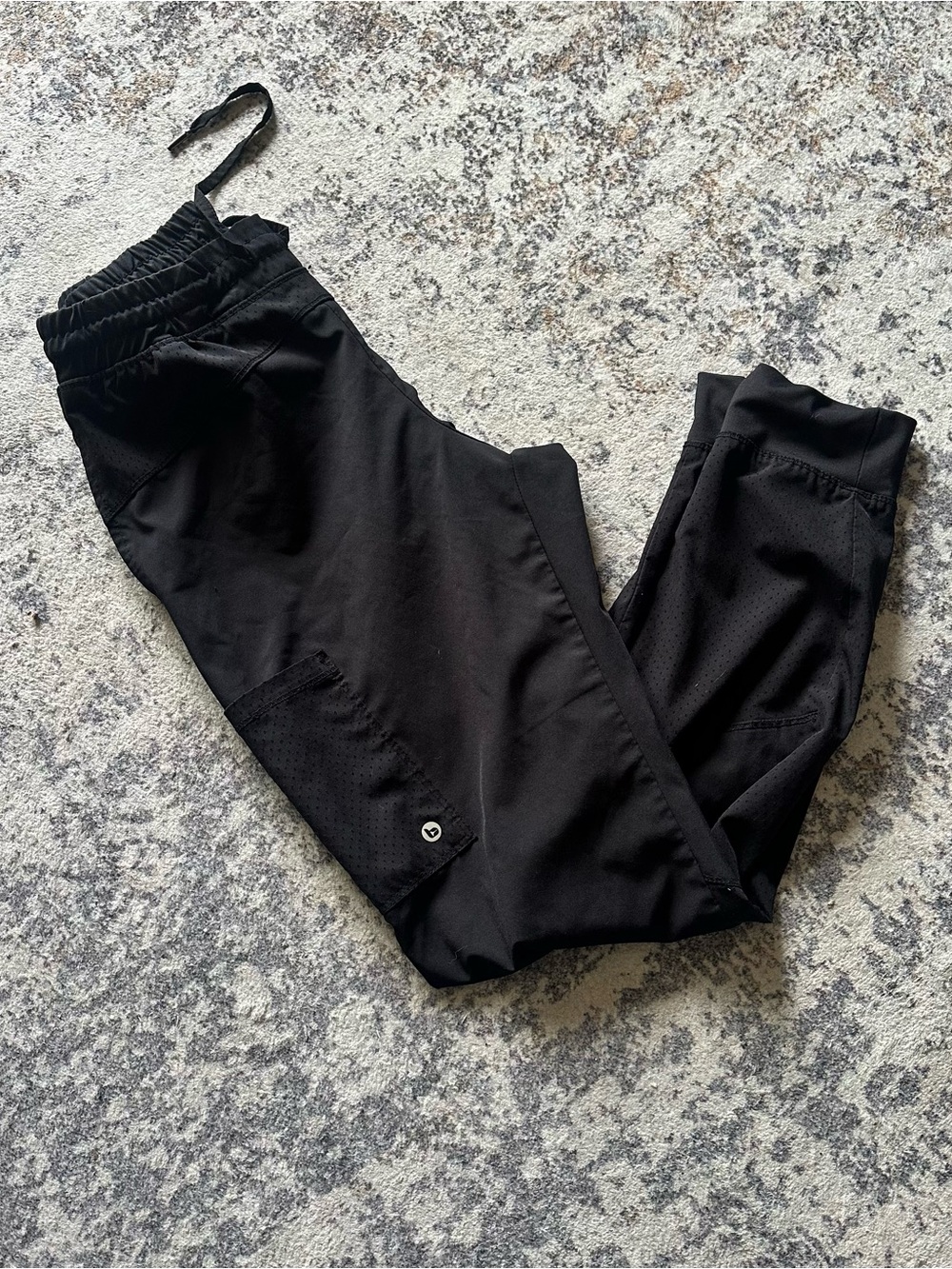EUC Women's Barco One Boost Jogger Scrub Pants – Black -- Small